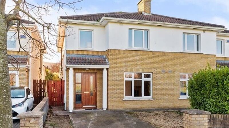 5 Woodstown Abbey, Knocklyon, D 16