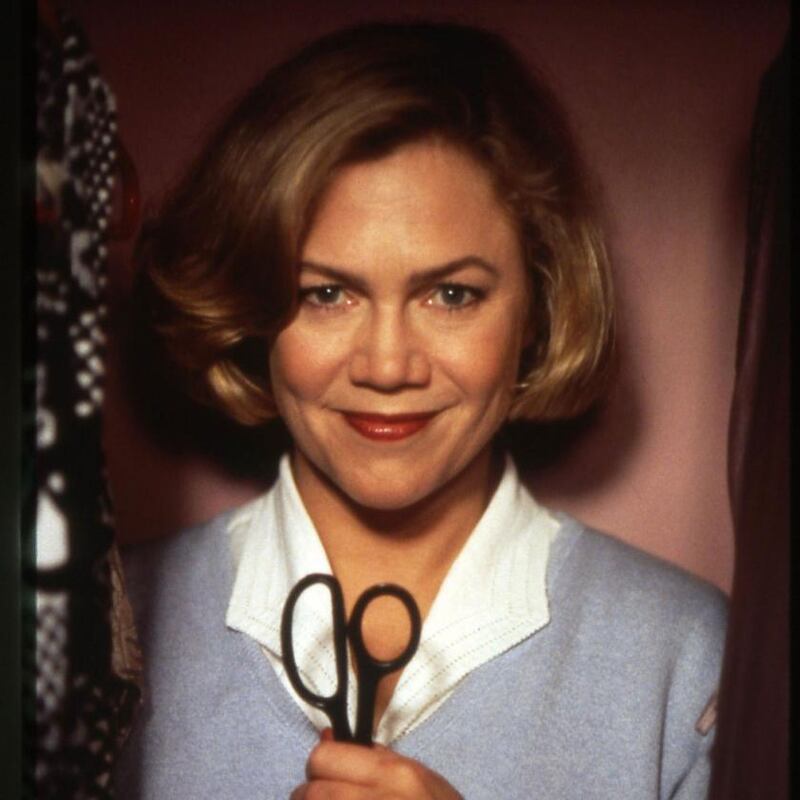 Kathleen Turner in Serial Mom
