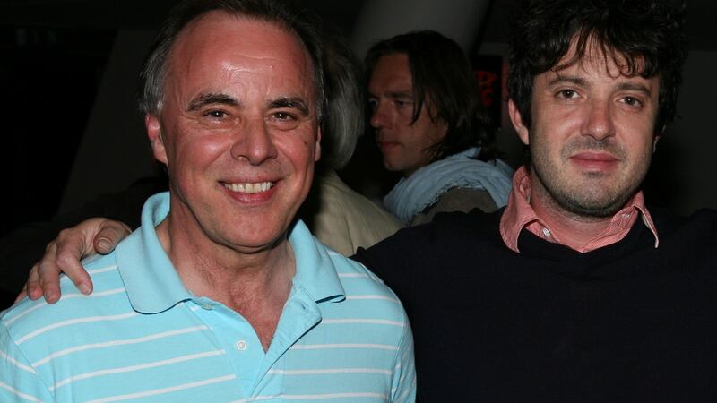 Declan Collinge agus Harper Simon