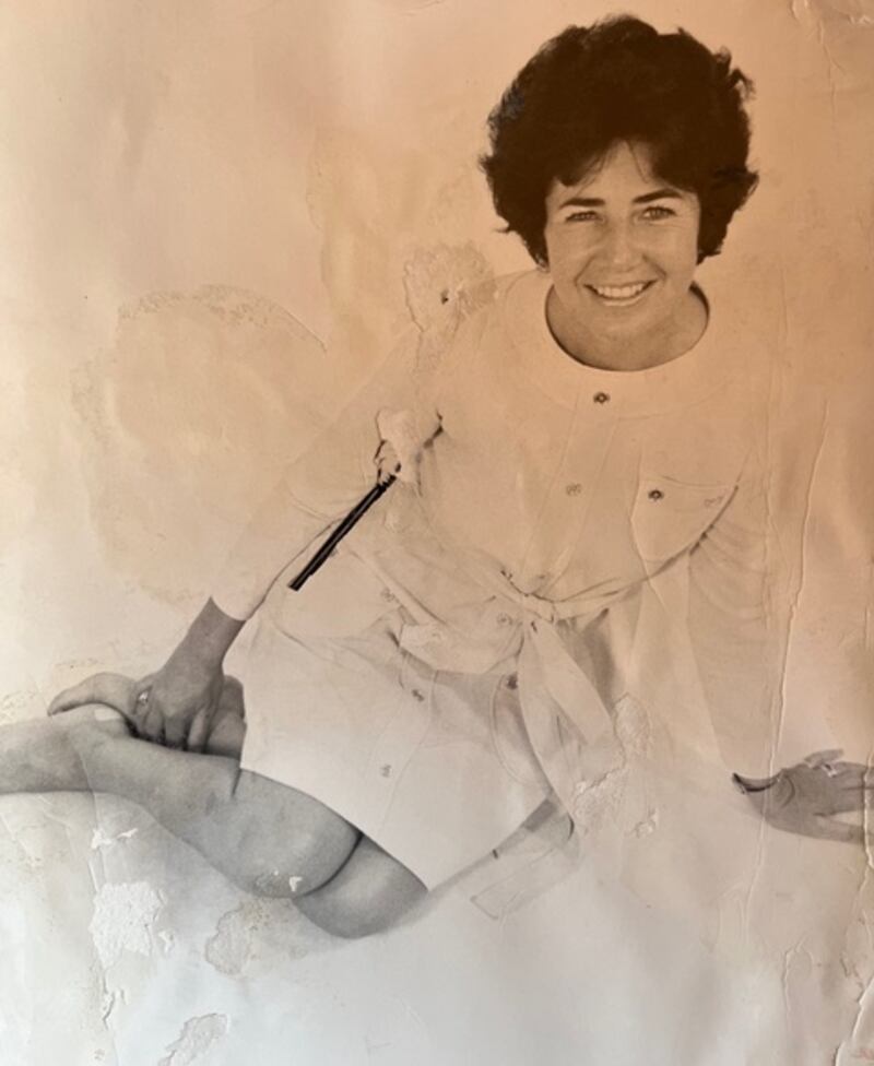 Maureen Frawley, Oona's mother