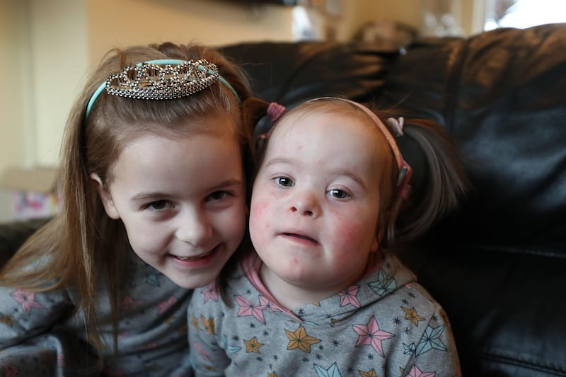 Dearbhla Reid (7) and Réiltín Reid (4). Photograph Nick Bradshaw