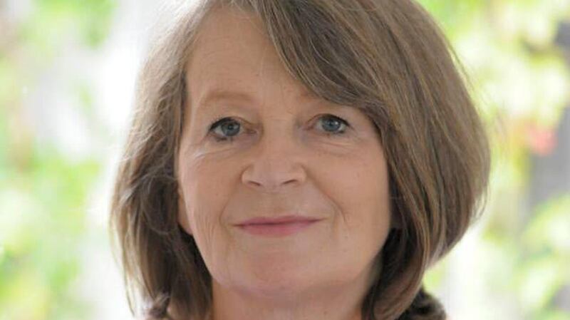 Pádraigín Ní Uallacháin’s most recent project has been the establishment of the Oriel Arts website (orielarts.com).