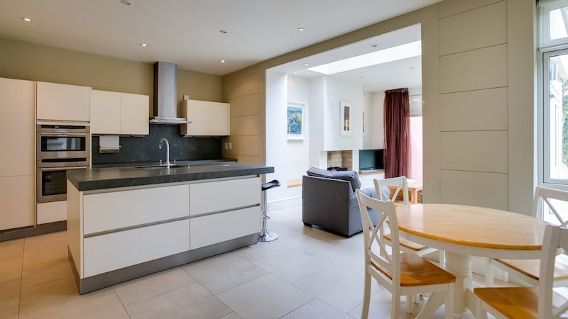 Kitchen/living/dining area