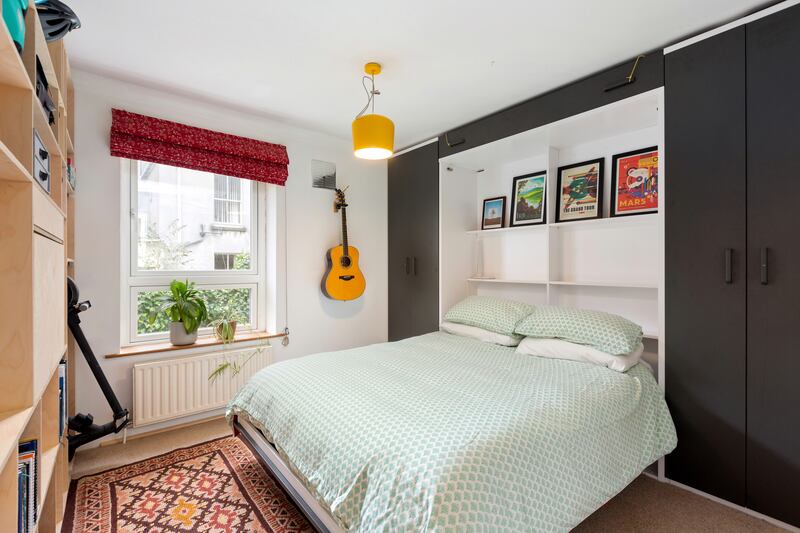 Bedroom with a Murphy bed