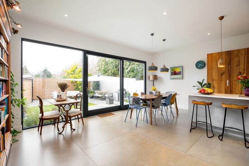 Kitchen, dining living area