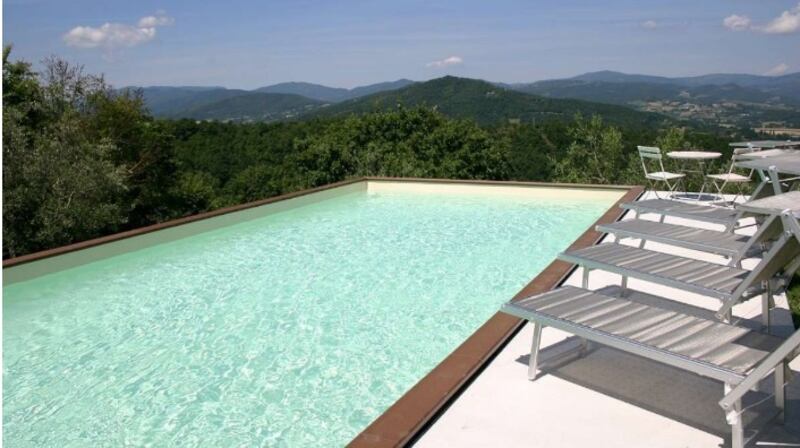 Farmhouse with saltwater swimming pool in Umbria, Italy for €395,000