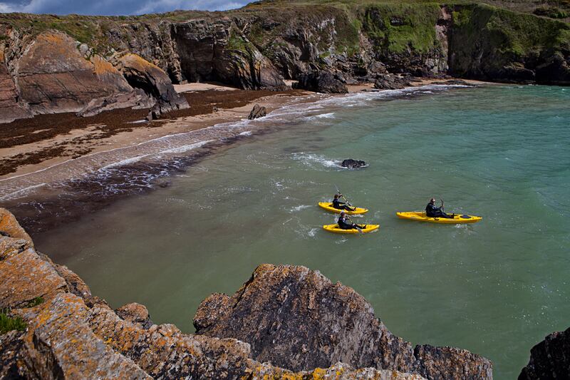 Kayaking close to Cliff House Hotel