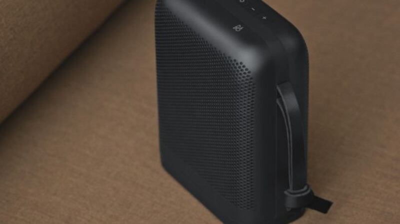 Bang & Olufsen Beoplay P6 (€400)