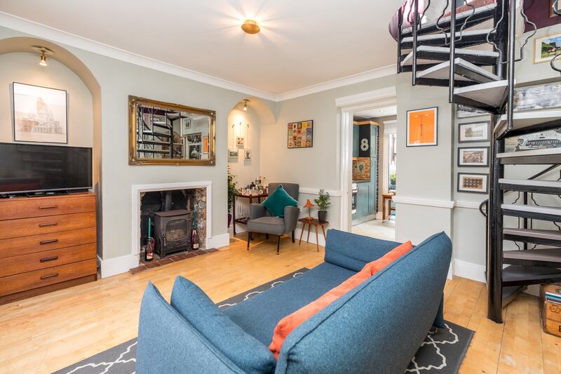 8 Lennox Place: the living room