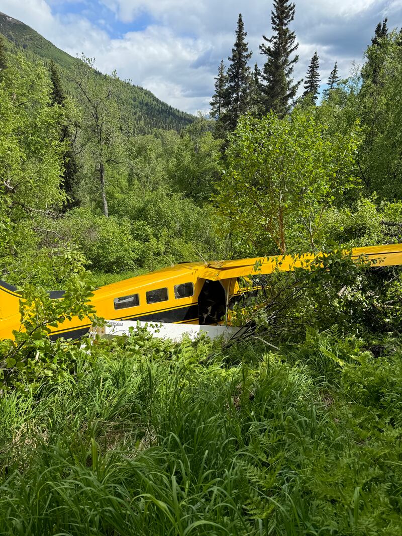 The seaplane after the crash