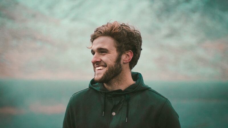 Eoin French’s music waves over you, grabs a hold and moves you.