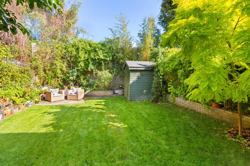 36 Frascati Park: the garden