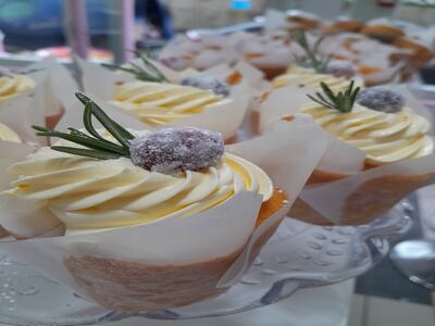 Is báicéir féinmhúinte í Joanne Ní Ghearailt  agus d'oscail sí a siopa nua i nDaingean Uí Chúis i mí Deireadh Fómhair.