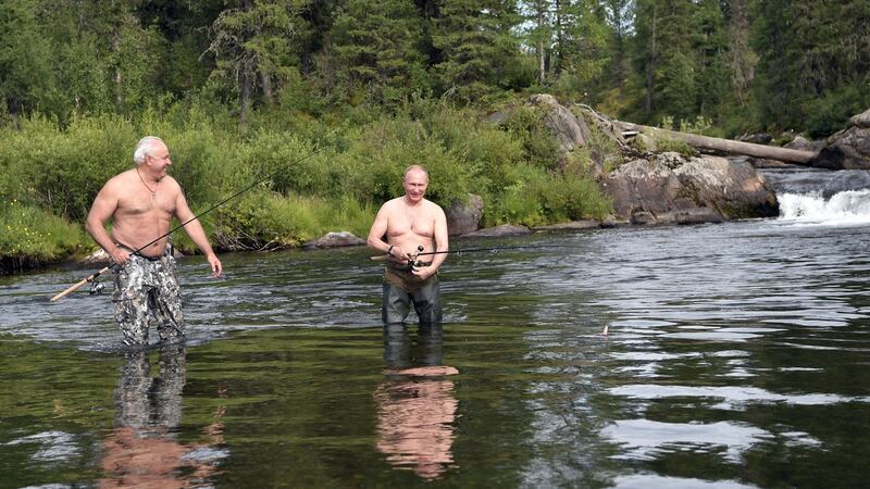 Khakassia republic Head Viktor Zimin and  Putin fishing at the cascade of mountain lakes.