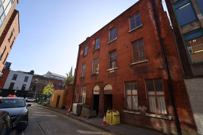 No.2 and 3 Mark's Alley West. Photograph: Dara Mac Dónaill 