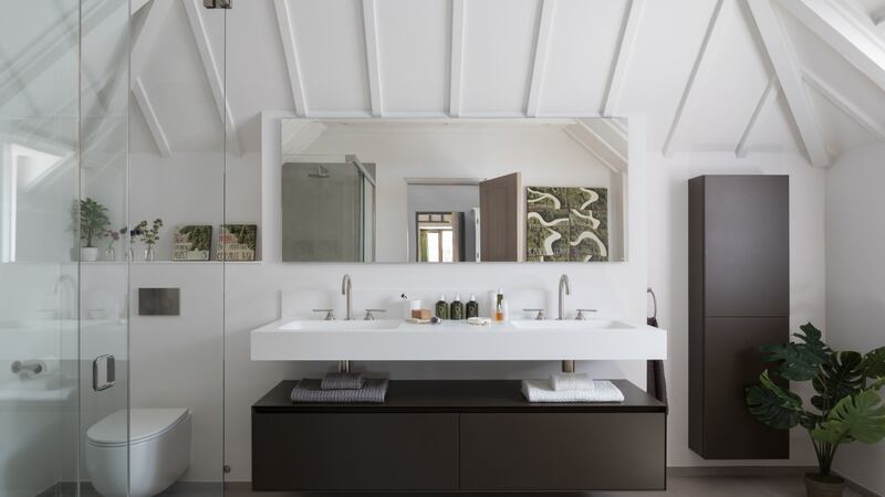 Louise Ashdown, head of design at West One bathrooms selected soft chalky textures starting with white sanitary ware, and marrying them with the earthy tones of the console storage in matt ‘Corteccia’ lacquer.