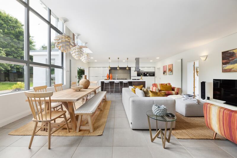 Kitchen/dining/family room