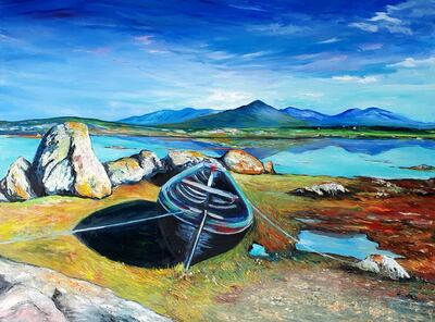 Is ealaíontóir as Conamara í Aoife Dowd. Péinteálann sí pictiúir den timpeallacht i gCathair na Gaillimhe agus i gConamara.