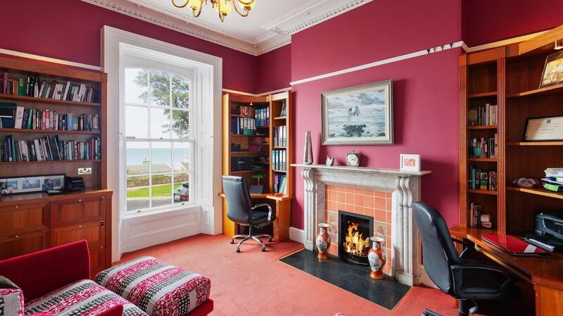 Home office to the front