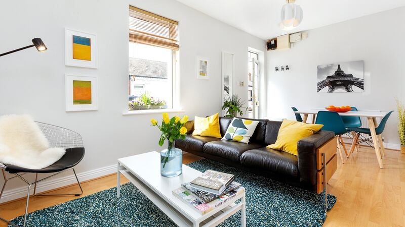 Sitting room and living area