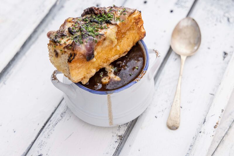 French onion soup with Cáis na Tíre rarebit. Photograph: Harry Weir 
