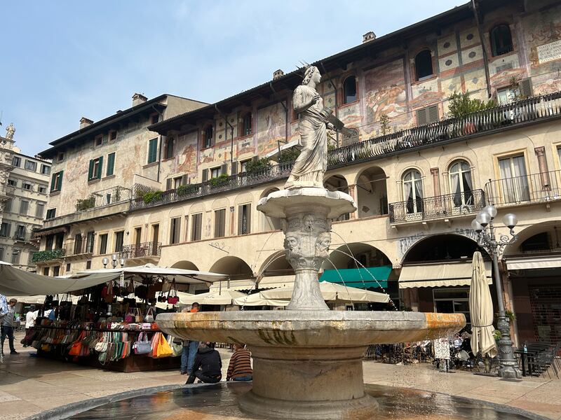 Market at Piazza delle Erbe, Verona