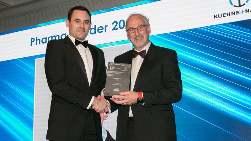 David Phelan, Managing Partner, Accreate presents the Pharma Leader Award 2017 to Brendan O'Callaghan