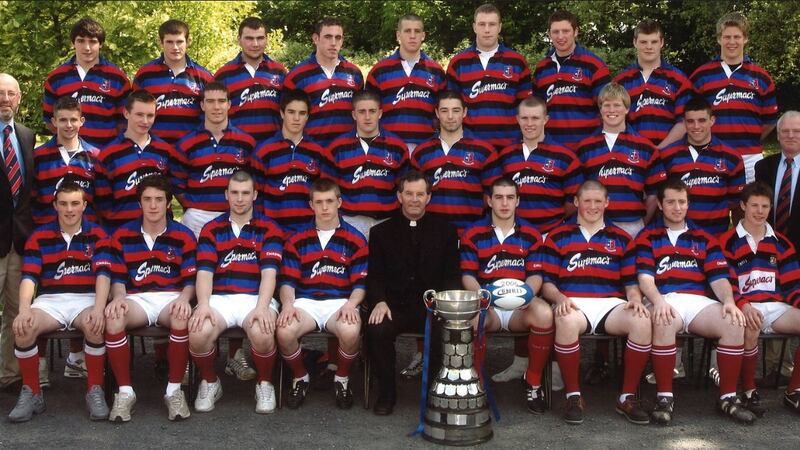 Keith Earls (middle row, third from right) with his St Munchin’s College Senior Cup-winning team in 2006.