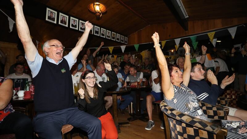 Supporters at Shane Lowry’s home golf club, Esker Hills Golf Club, Tullamore, celebrate his victory. Photogrpah: Lorraine O’Sullivan/PA Wire