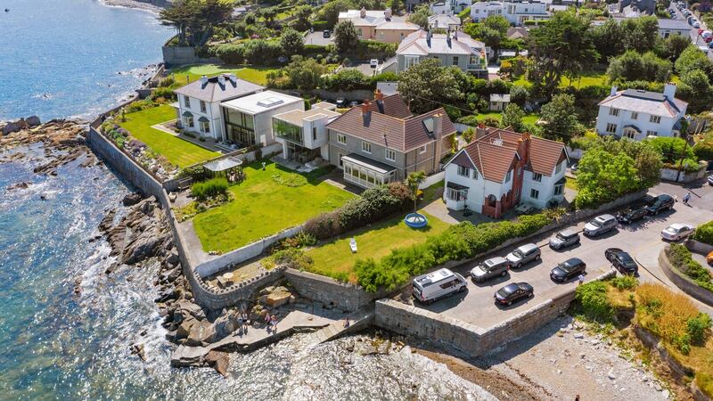 Carrig na Chattan, Mornington Avenue, Sandycove Point, Sandycove, Co Dublin