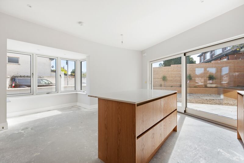 34B Windsor Park: Kitchen