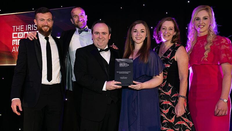 Brendan Maguire, Awards Judge presents the Best Content Marketing Award - Distribution Strategy to MACE & Fifty-Three Six Teams.