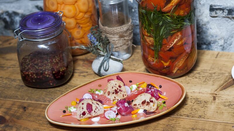 House of Plates has a menu of starter size plates broken down into land, sea and earth: seven meat, seven fish, seven vegetarian dishes.