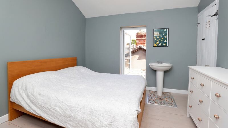 11 Pimlico, The Coombe, D8