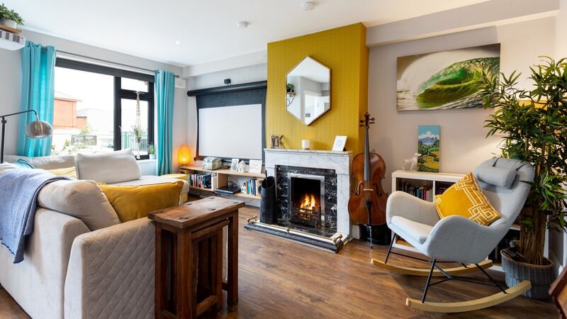 The livingroom at 44 Mount Drummond Avenue