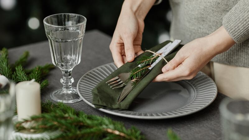 ‘The tableware itself should set the theme, it should be of high quality, aesthetically beautiful and elegant’