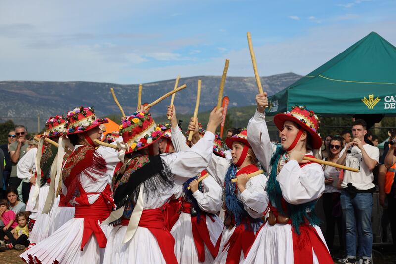 Rince traidisiúnta, Nafarroa Oinez (Nafarroa Oinez)