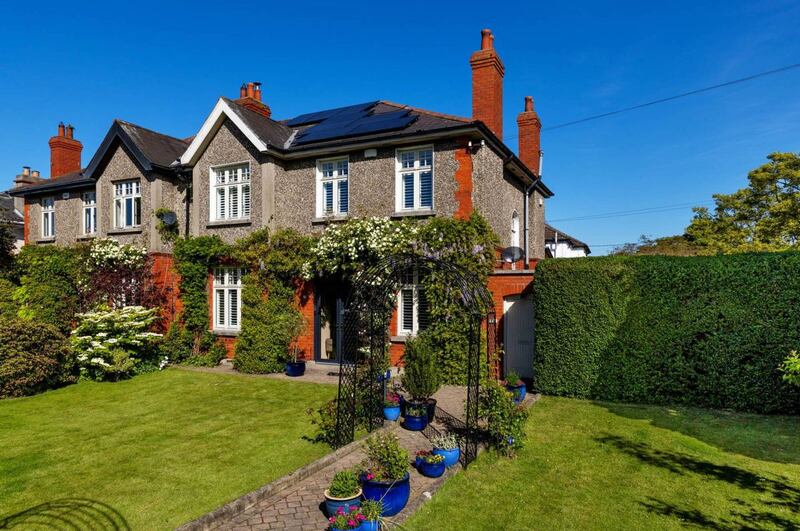74 Howth Road, Clontarf, Dublin 3