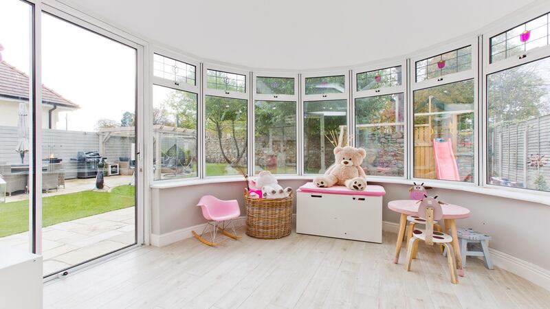 Conservatory opening to back garden