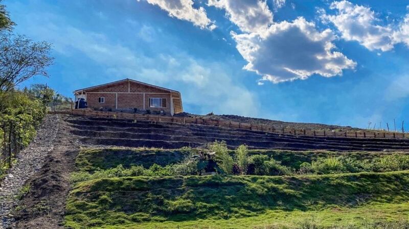 This property in Ecuador  has views to Mandango Mountain and the Podocarpus National Park.