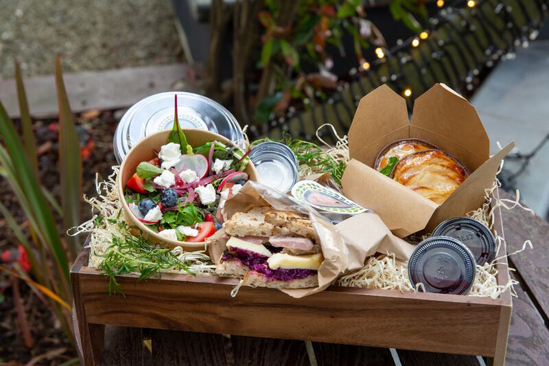 Radisson Blu Royal’s Dyflin Garden picnic.