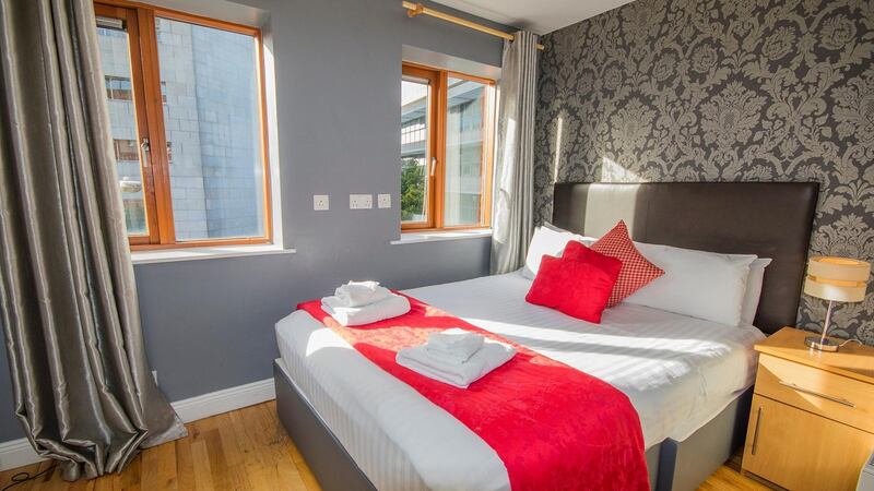 20 Scarlet Row bedroom one