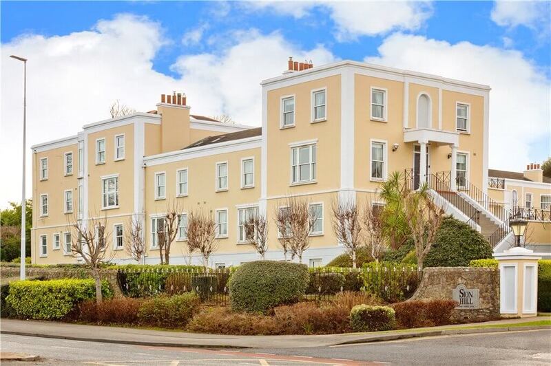 2 Castledawson, Sion Hill, Blackrock, Co Dublin