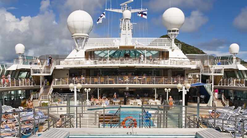 Singles cruises have a packed schedule of excuses to talk to people including cocktail parties, dance lessons and speed meeting events