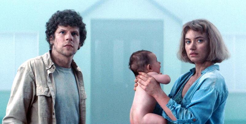 Jesse Eisenberg and Imogen Poots in Vivarium