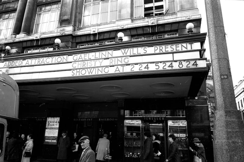 Outside the Metropole cinema in Dublin in November 1964. Photograph: Irish Photo Archive