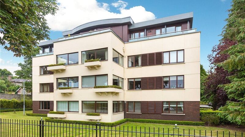 17 Brookfield Court, Dartry, Dublin 6.
