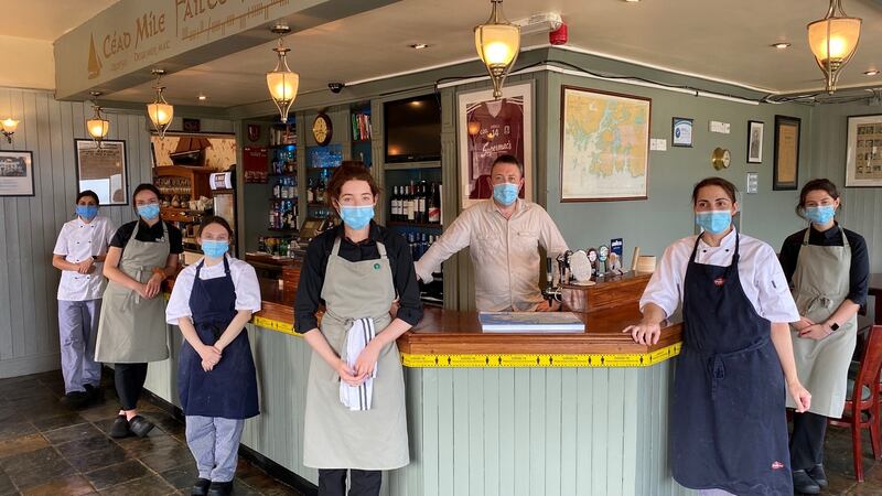 Tigh Chadhain i gCill Chiaráin i lár Ghaeltacht Chonamara.