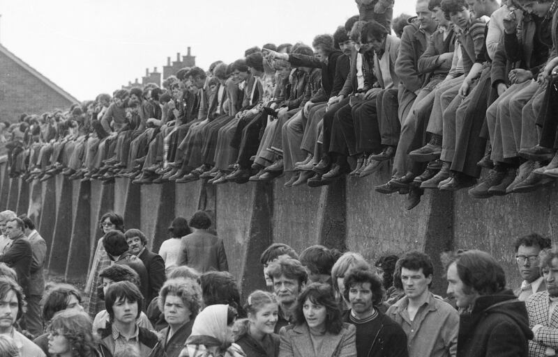 A republican funeral crowd, from Melancholy Witness. Photograph: Seán Hillen