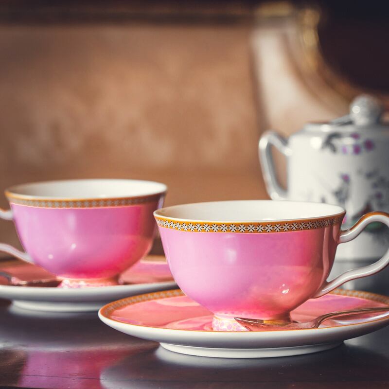Pink afternoon tea cups €17.95